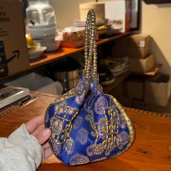 Cute bag I bought in Dubai - Picture 1 of 3